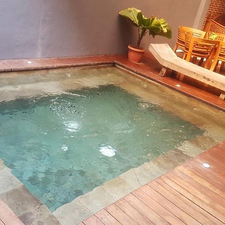 Kayun Hostel Downtown Kuta Lombok Kültér fotó