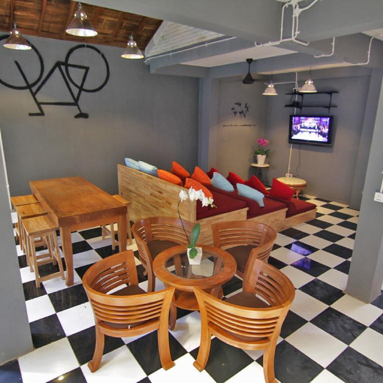 Kayun Hostel Downtown Kuta Lombok Kültér fotó